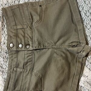 Tinseltown Olive Shorts